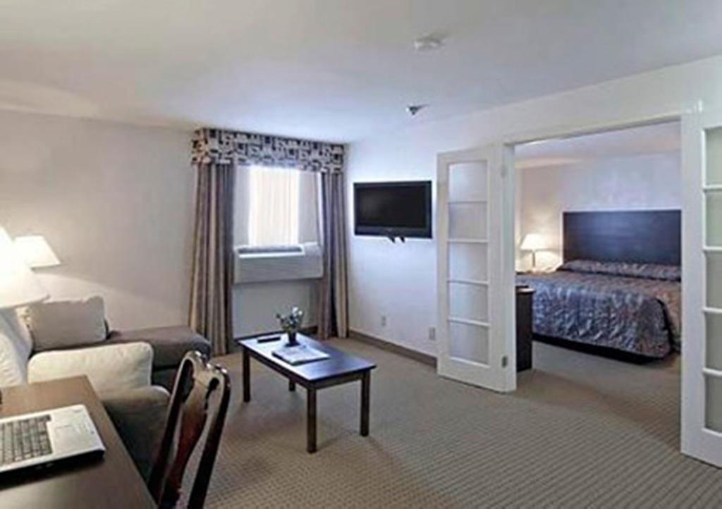 Holiday Inn Express & Suites Toronto Airport West, An Ihg Hotel Mississauga Cameră foto